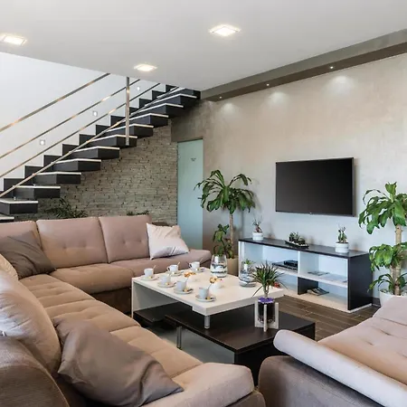 Cozy In With Kitchen *