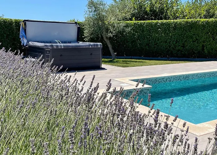 Cozy In With Kitchen Holiday home Galizana